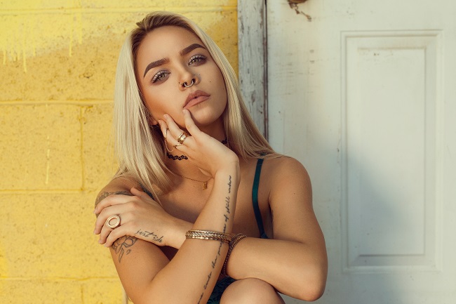 waxing and cosmetic tattoo pelican waters qld - facials sunshine coast - skin care treatment - facial treatment in sunshine coast